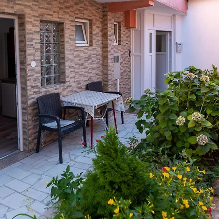 Huzur Mostar